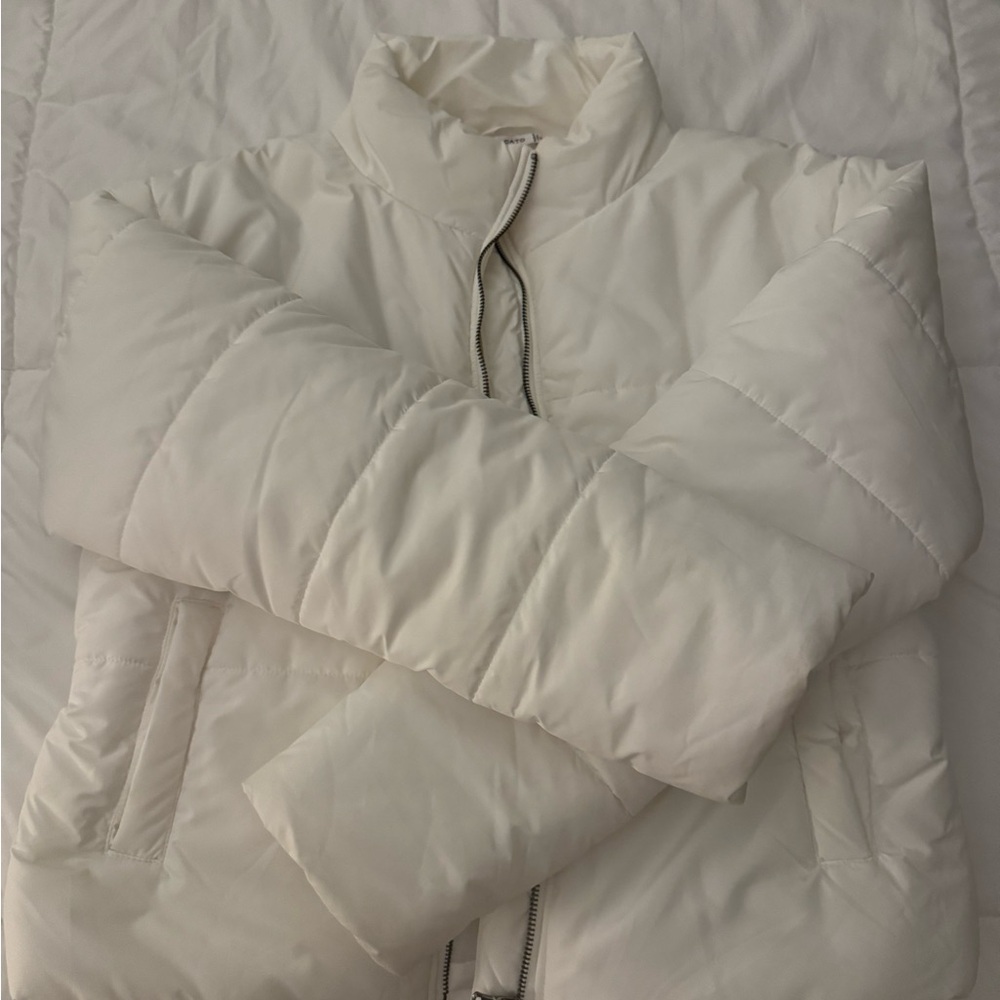 Women's White Puffer Jacket